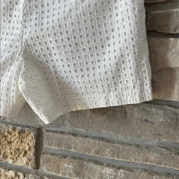 Ann Taylor White Eyelet Women Shorts Size 12 - Picture 13 of 15
